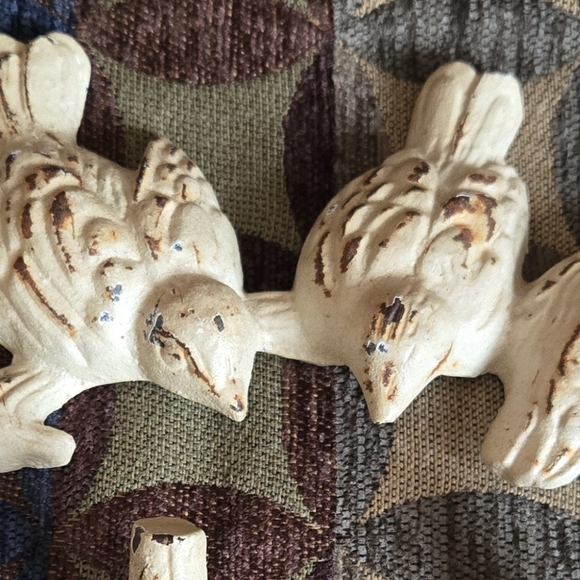 Cast Iron Rustic Bird Wall Hook For Keys Or Small Items - Picture 5 of 6